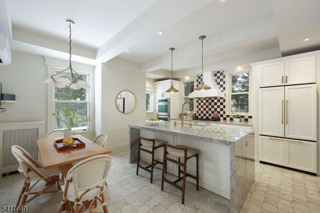 318 South Euclid Avenue, Westfield Town, NJ 07090