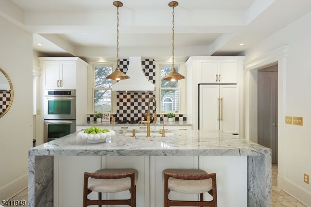 318 South Euclid Avenue, Westfield Town, NJ 07090