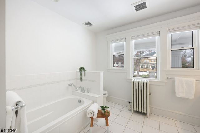 318 South Euclid Avenue, Westfield Town, NJ 07090