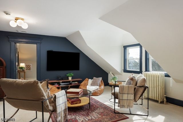 318 South Euclid Avenue, Westfield Town, NJ 07090