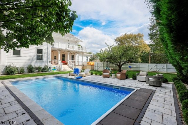 318 South Euclid Avenue, Westfield Town, NJ 07090