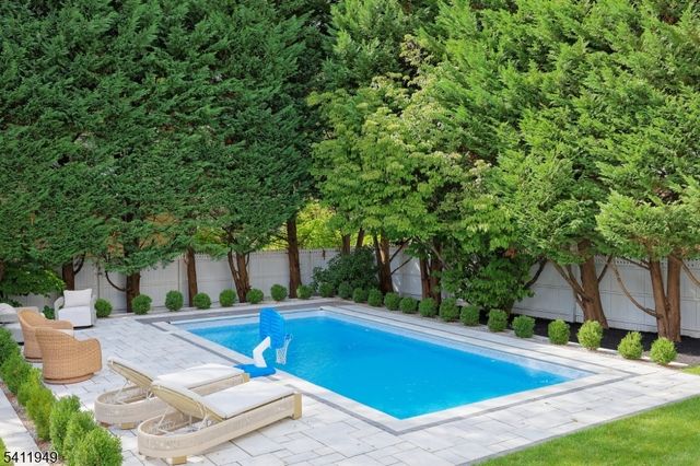 318 South Euclid Avenue, Westfield Town, NJ 07090