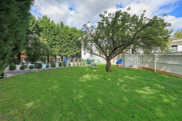 318 South Euclid Avenue, Westfield Town, NJ 07090