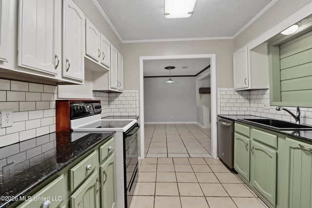 631 Michelle Drive, Biloxi, MS 39532