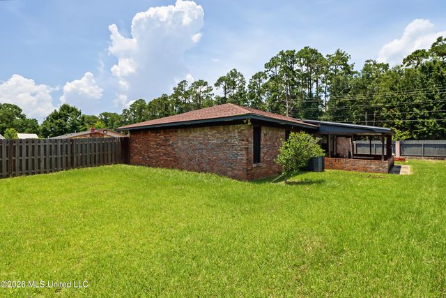 631 Michelle Drive, Biloxi, MS 39532