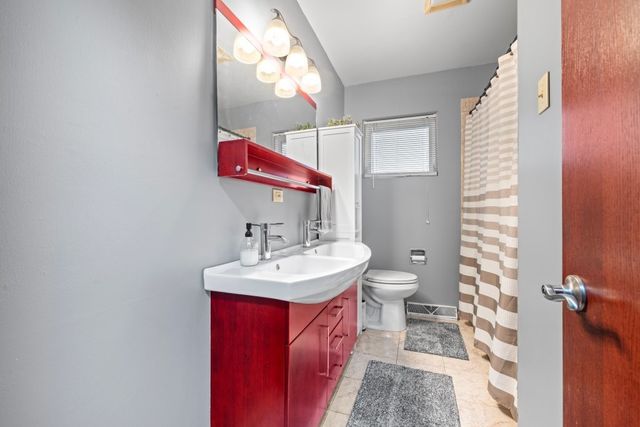 3S481 Osage Drive, Glen Ellyn, IL 60137