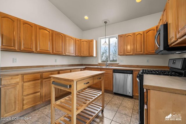 6028 W Dandy Circle, Wasilla, AK 99623