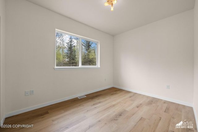 6028 W Dandy Circle, Wasilla, AK 99623