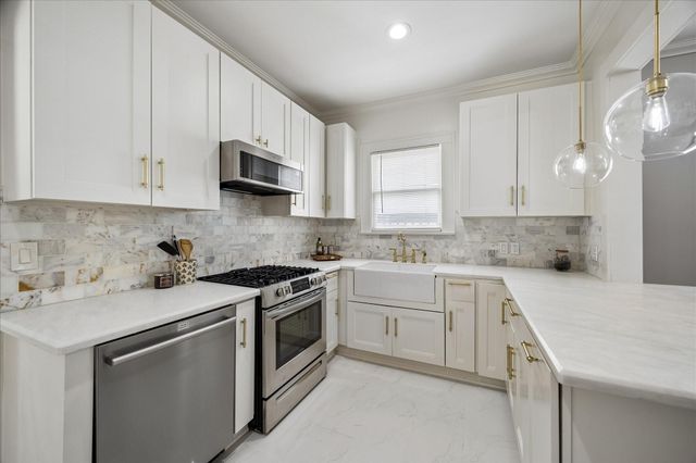 2231 Singleton Street, Houston, TX 77008