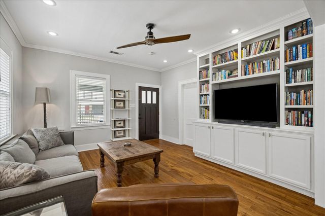 2231 Singleton Street, Houston, TX 77008