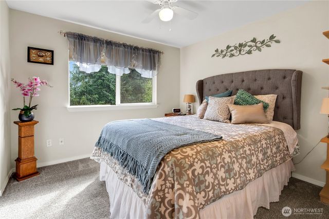 14305 14307 107th Avenue Ct E, Puyallup, WA 98374