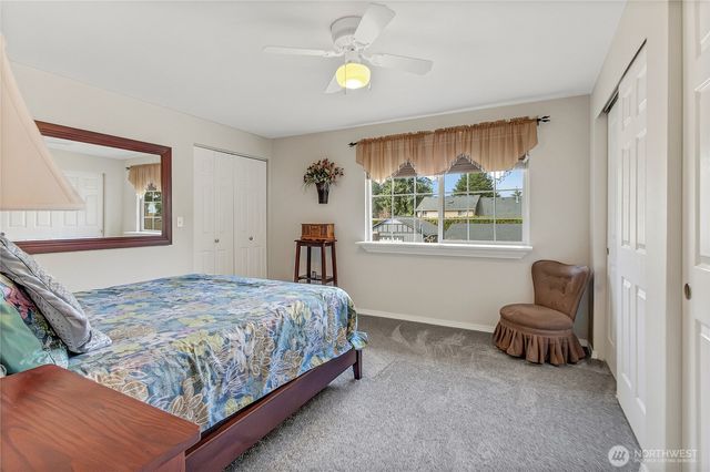 14305 14307 107th Avenue Ct E, Puyallup, WA 98374