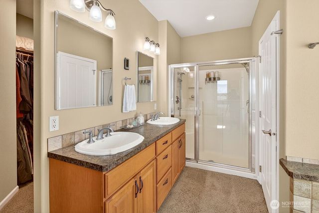 2350 10th Street NE, East Wenatchee, WA 98802