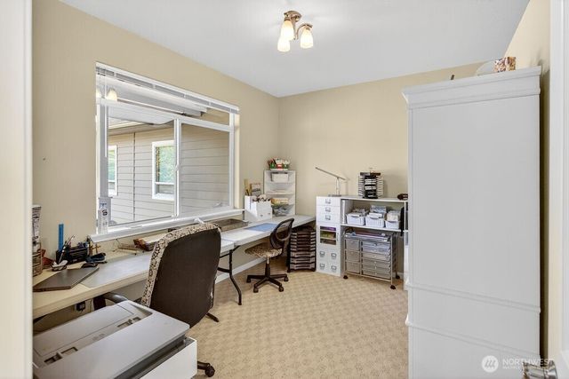 2350 10th Street NE, East Wenatchee, WA 98802