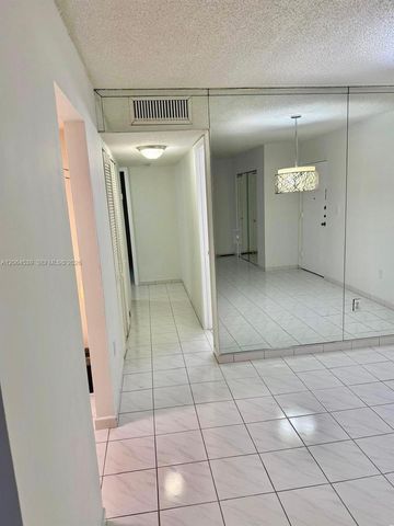 9400 W Flagler Street 312, Miami, FL 33174