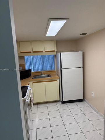 9400 W Flagler Street 312, Miami, FL 33174
