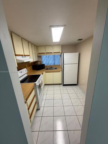 9400 W Flagler Street 312, Miami, FL 33174