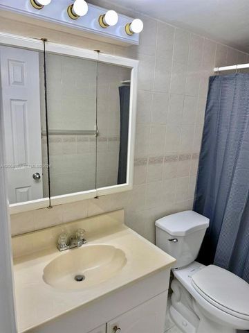9400 W Flagler Street 312, Miami, FL 33174