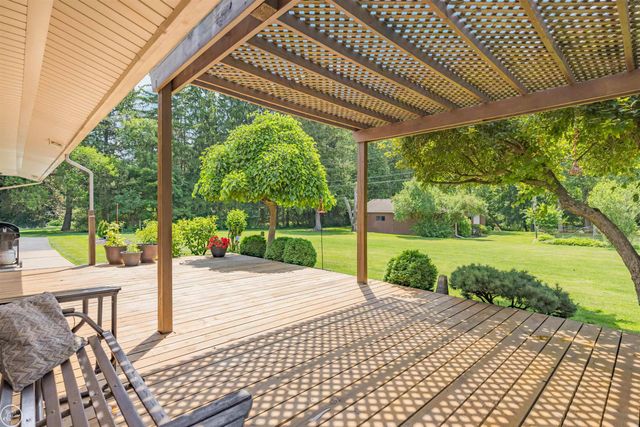 5248 Brookside Drive, Shelby Twp, MI 48316