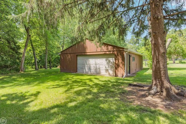 5248 Brookside Drive, Shelby Twp, MI 48316