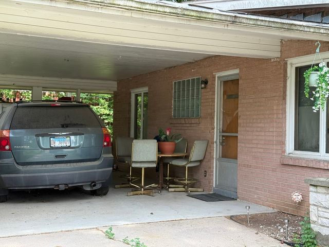2612 Ohio Parkway, Rockford, IL 61108