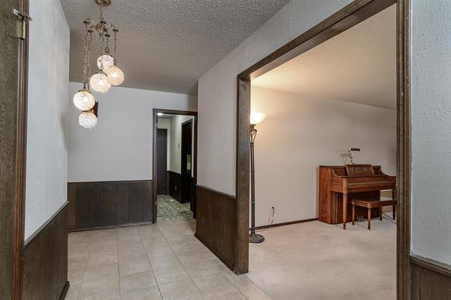 4823 W Woodland Drive, Stillwater, OK 74074