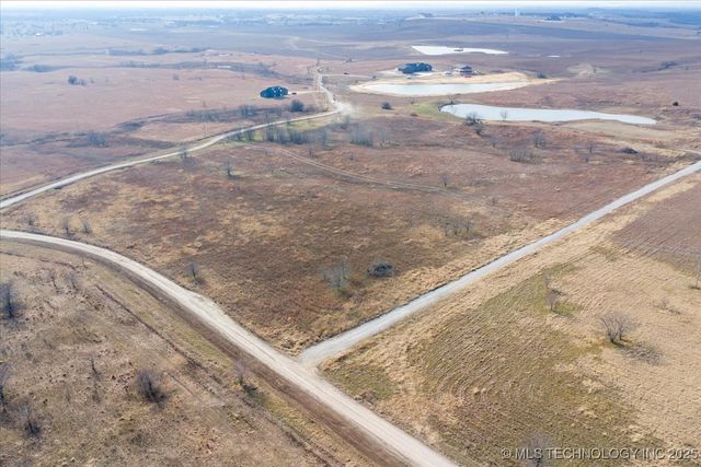 13720 N Sandstone Avenue, Skiatook, OK 74070