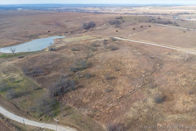 13720 N Sandstone Avenue, Skiatook, OK 74070