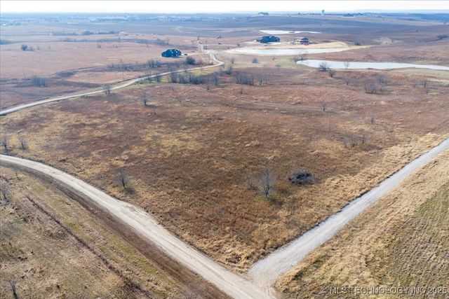 13720 N Sandstone Avenue, Skiatook, OK 74070