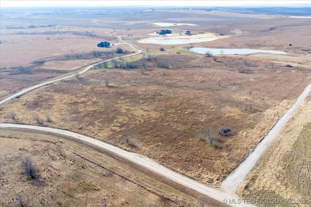 13720 N Sandstone Avenue, Skiatook, OK 74070