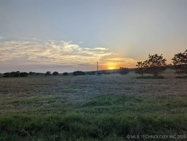 13720 N Sandstone Avenue, Skiatook, OK 74070