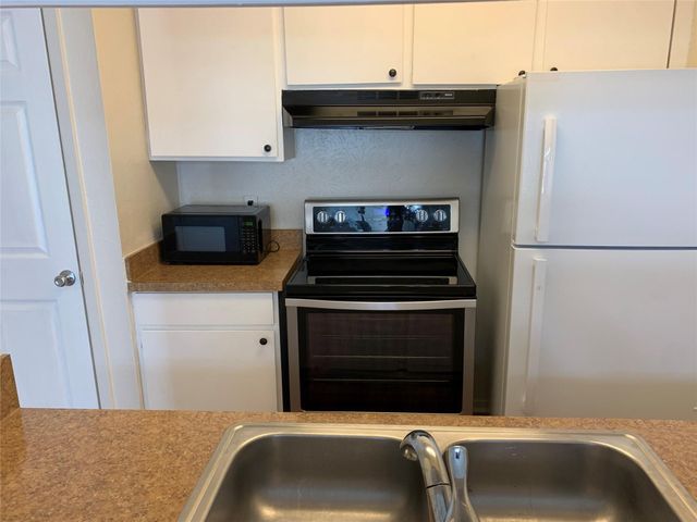6067 Milton Street 234, Dallas, TX 75206