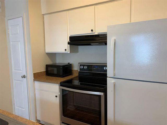 6067 Milton Street 234, Dallas, TX 75206