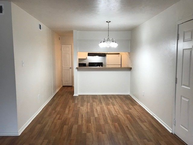 6067 Milton Street 234, Dallas, TX 75206