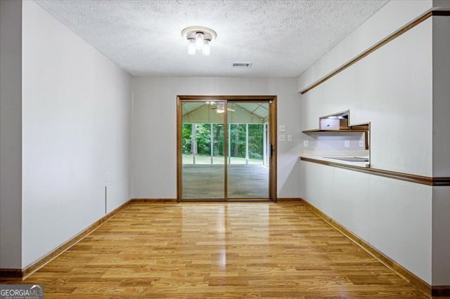 1351 Minix Road, Sharpsburg, GA 30277
