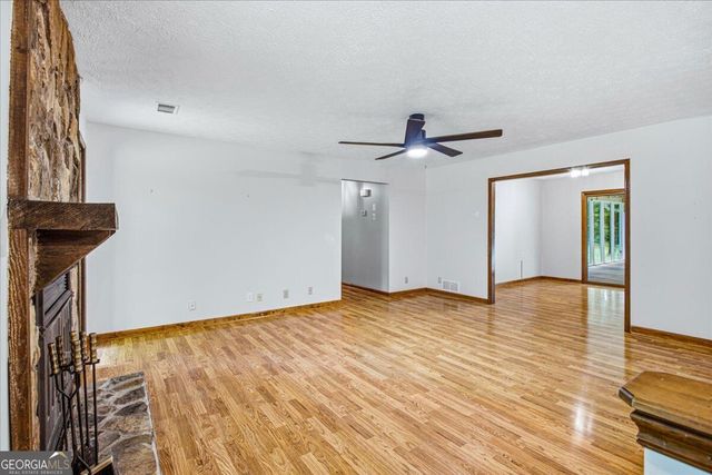 1351 Minix Road, Sharpsburg, GA 30277