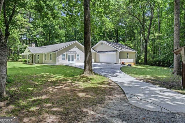 1351 Minix Road, Sharpsburg, GA 30277