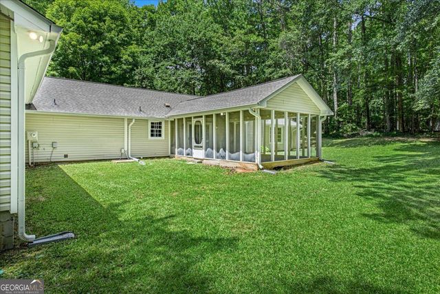 1351 Minix Road, Sharpsburg, GA 30277
