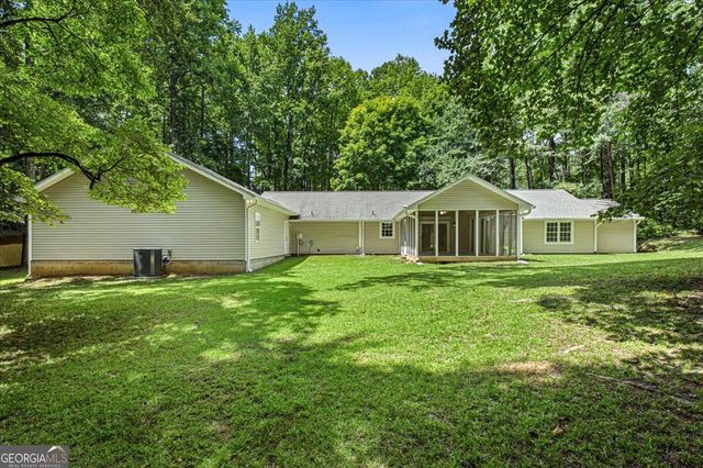 1351 Minix Road, Sharpsburg, GA 30277