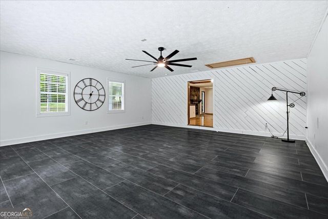 1351 Minix Road, Sharpsburg, GA 30277