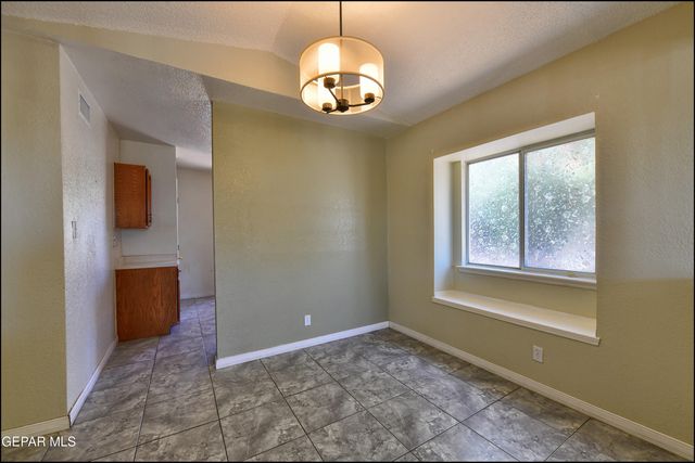 7317 DESIERTO RICO Avenue, El Paso, TX 79912
