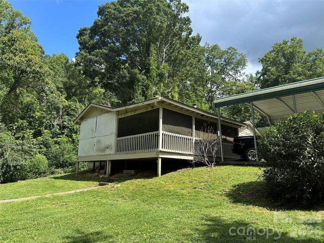 321 Fountain Way A, Swannanoa, NC 28778