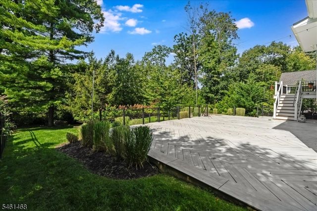 54 Oakridge Rd, Verona Twp., NJ 07044
