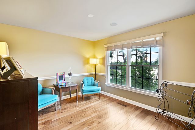 25 Harborside Way, Hawthorn Woods, IL 60047