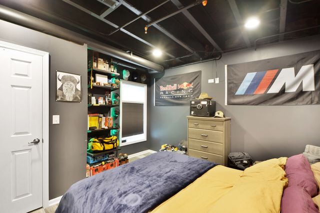 25 Harborside Way, Hawthorn Woods, IL 60047