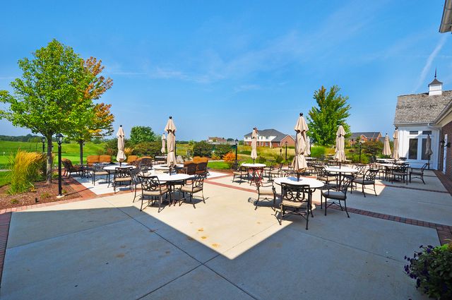 25 Harborside Way, Hawthorn Woods, IL 60047