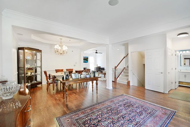 25 Harborside Way, Hawthorn Woods, IL 60047