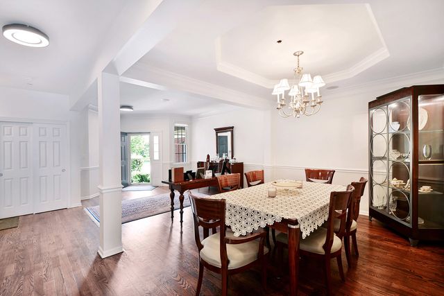 25 Harborside Way, Hawthorn Woods, IL 60047