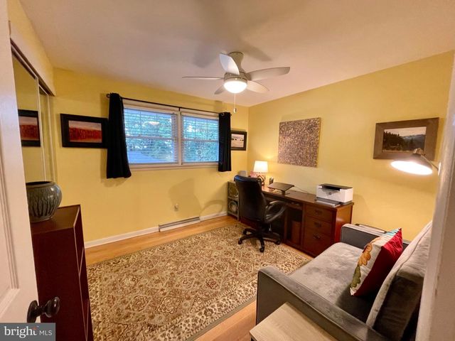 2731 CAMBRIDGE RD, York, PA 17402