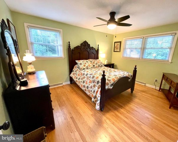 2731 CAMBRIDGE RD, York, PA 17402